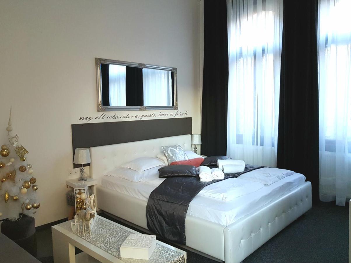 Modern Flat In Center Apartman *