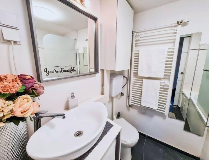 Modern Flat With Perfect Location * Budapest